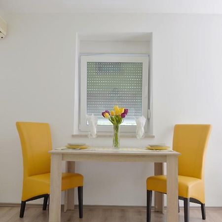 Апартаменты Apartman Karla Любушки Экстерьер фото