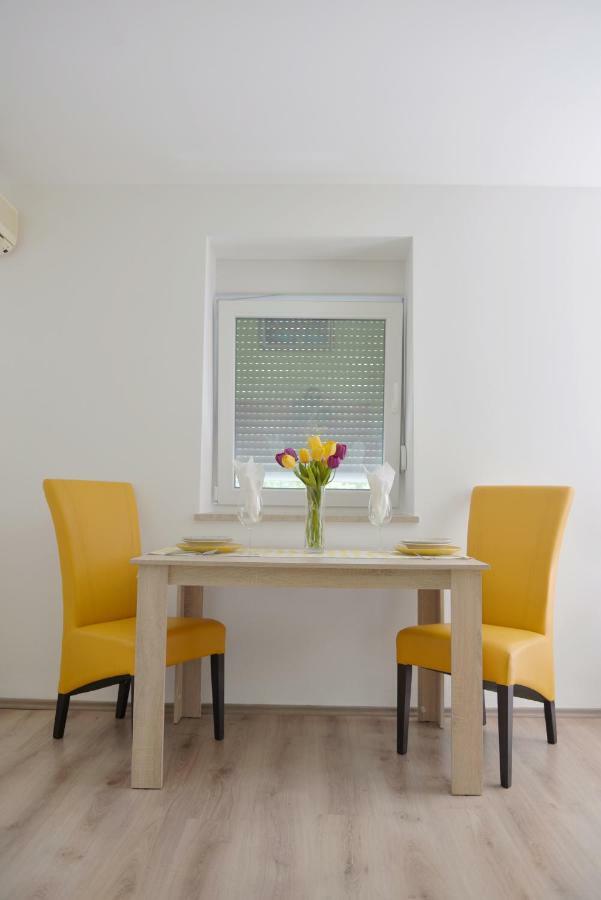 Апартаменты Apartman Karla Любушки Экстерьер фото