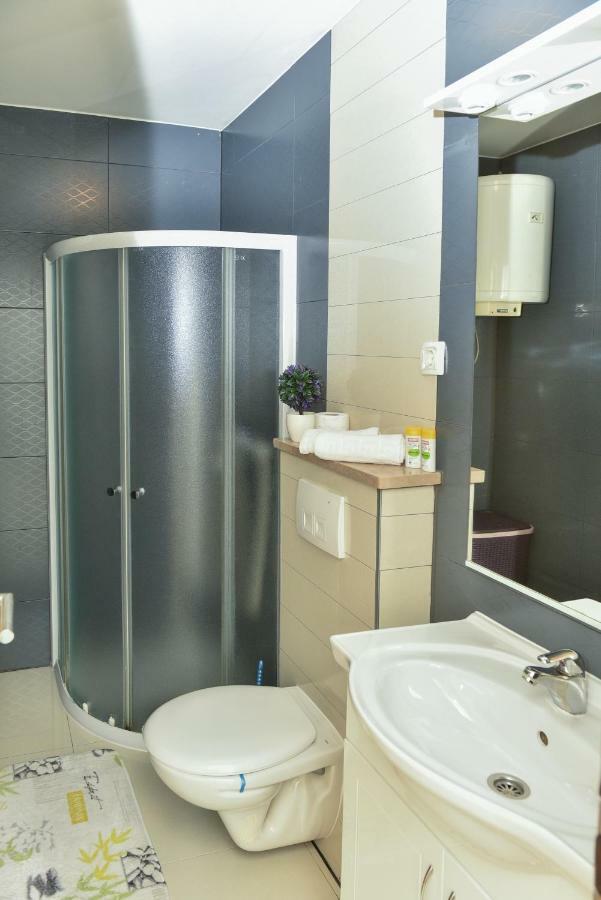 Апартаменты Apartman Karla Любушки Экстерьер фото